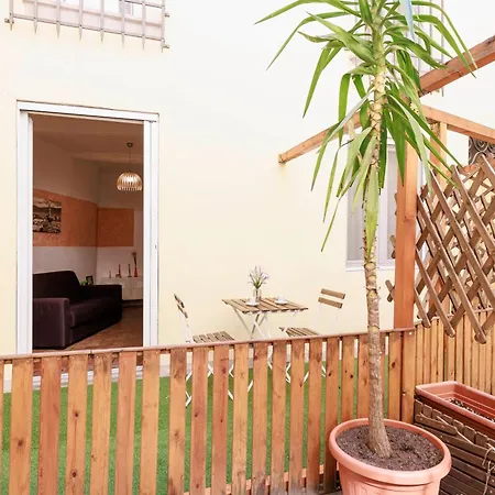 Cozy House In Pepi Street Apartment